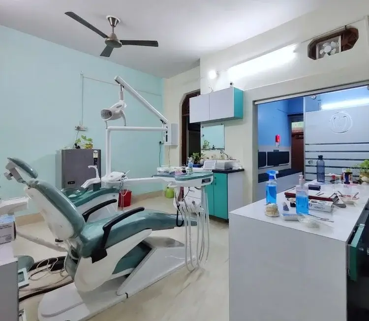 Step into a calm & hygenic space for your dental needs at BENGALI Physician & Dental Clinic